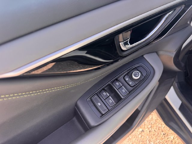 Used 2025 Subaru Outback Onyx Edition AWD/4WD image 23