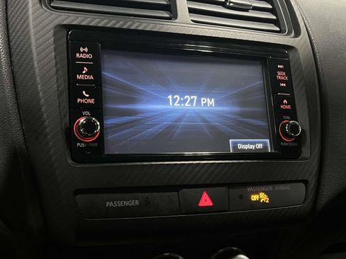 Used 2021 Mitsubishi Outlander Sport ES FWD image 18