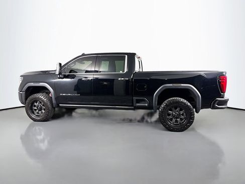 Used 2024 GMC Sierra 2500 Denali Ultimate AWD/4WD image 4