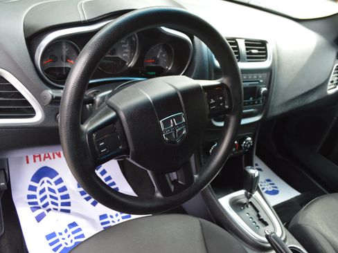 Used 2013 Dodge Avenger SE FWD image 15