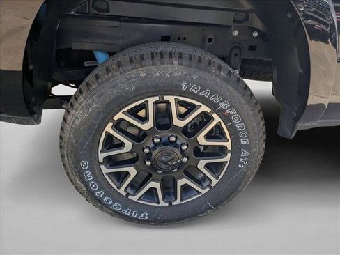 New 2026 RAM 2500 Limited AWD/4WD image 9