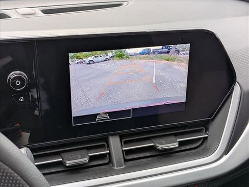 Used 2024 Chevrolet Trax LS w/ Driver Confidence Package image 13