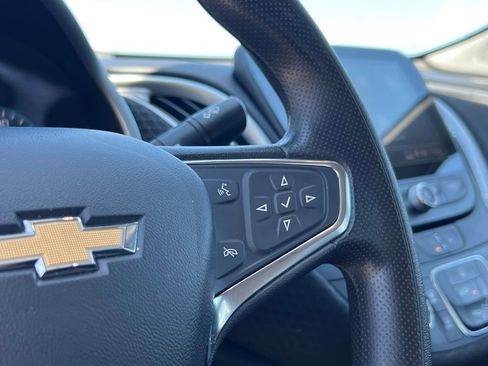 Used 2023 Chevrolet Malibu LS image 18