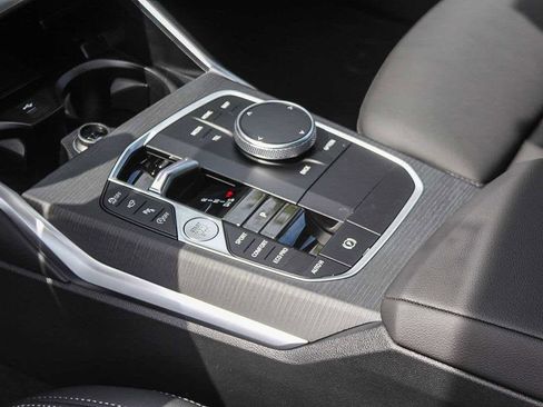 New 2026 BMW 330i Sedan w/ Convenience Package image 28