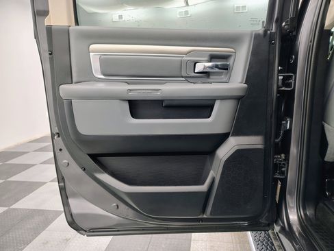 Used 2016 RAM 1500 Big Horn image 23