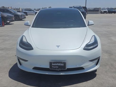 Used 2021 Tesla Model 3 Standard Range Plus RWD image 2