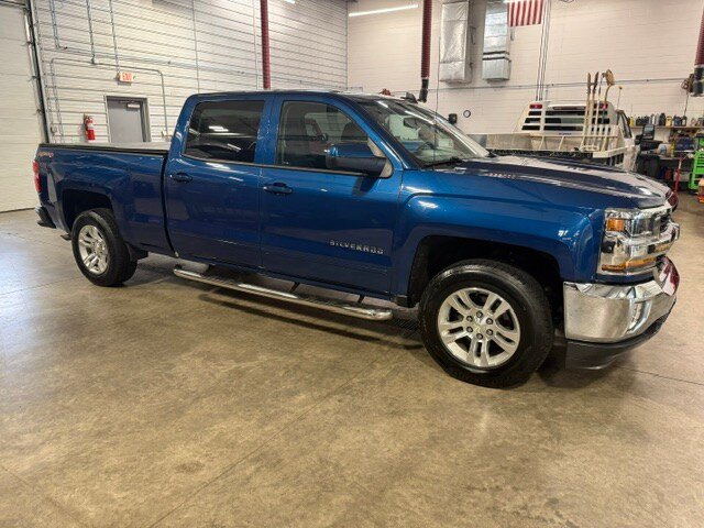 Used 2017 Chevrolet Silverado 1500 LT w/ All Star Edition AWD/4WD image 6