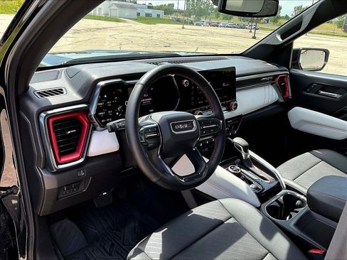 Used 2024 GMC Canyon AT4X AWD/4WD image 20