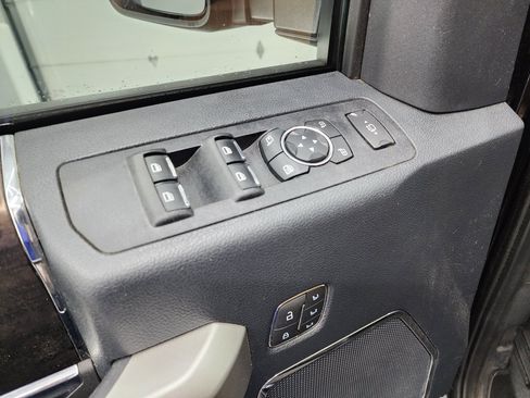 Used 2022 Ford F250 Lariat w/ Tremor Off-Road Package AWD/4WD image 42
