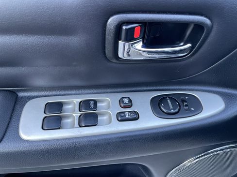 Used 2004 Lexus IS 300 image 29