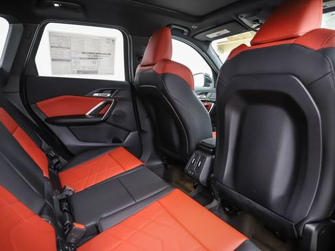 Used 2025 BMW X1 xDrive28i w/ Technology Package image 26