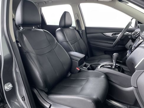 Used 2016 Nissan Rogue SL w/ SL Premium Package image 27