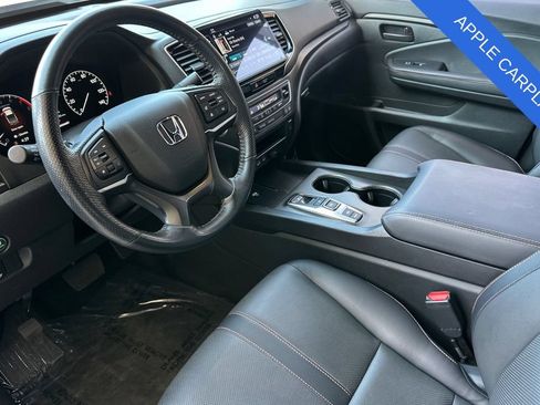 Used 2025 Honda Ridgeline TrailSport image 12