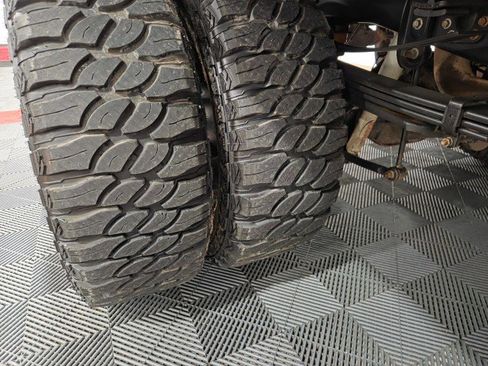 Used 2017 Ford F350 Lariat w/ FX4 Off-Road Package image 84