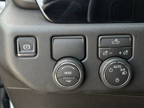 Certified 2026 Chevrolet Silverado 1500 LT RWD image 23