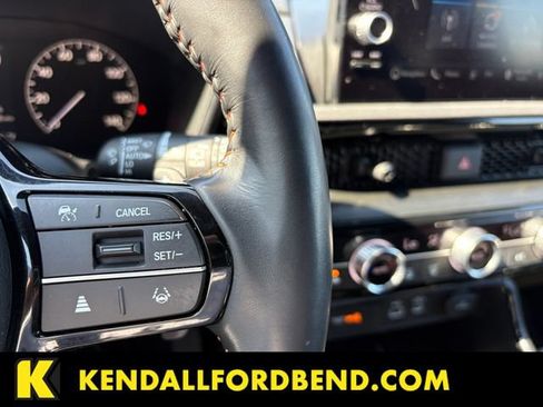 Used 2025 Honda CR-V Sport Touring image 19