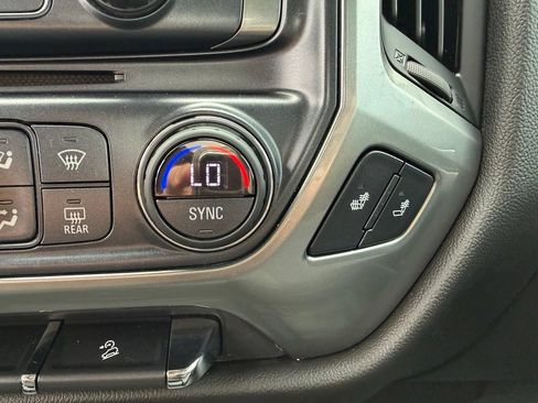 Used 2018 Chevrolet Silverado 1500 LT w/ All Star Edition AWD/4WD image 16