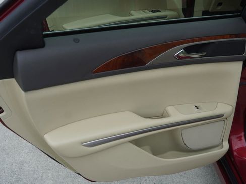 Used 2014 Lincoln MKZ AWD w/ Equipment Group 102A Reserve image 31