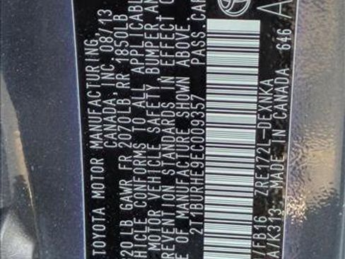 Used 2014 Toyota Corolla LE image 16