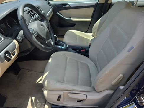 Used 2014 Volkswagen Jetta SE FWD image 8
