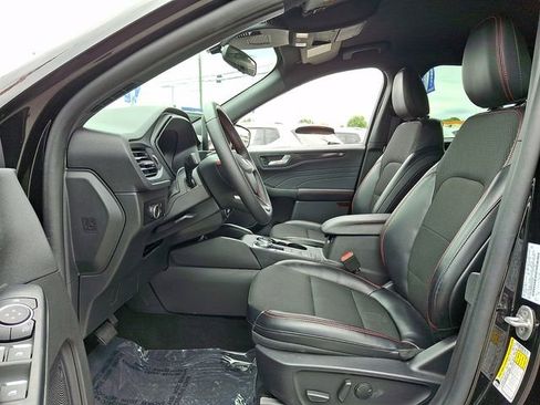 Used 2025 Ford Escape ST-Line AWD/4WD image 13