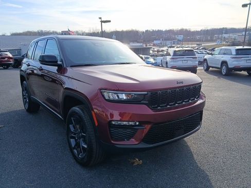 New 2025 Jeep Grand Cherokee Limited image 7