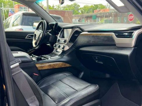 Used 2017 GMC Yukon Denali AWD/4WD image 24