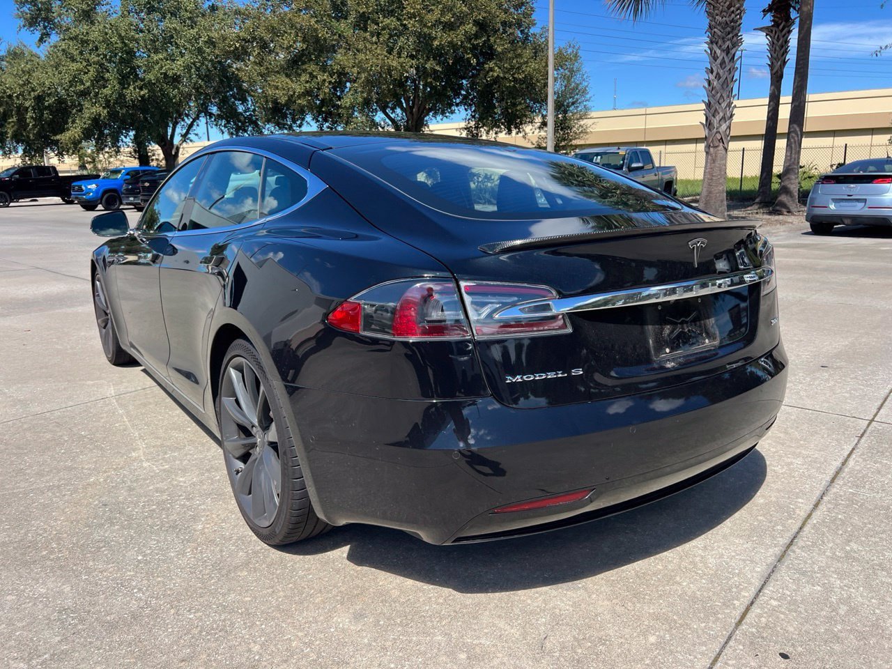 Used 2017 Tesla Model S 100D AWD/4WD image 6