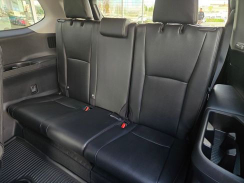 Certified 2026 Toyota Grand Highlander Platinum image 12
