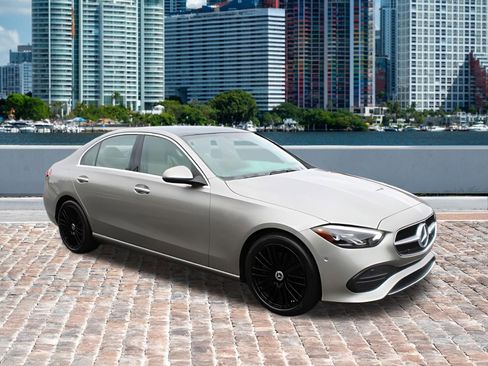 Used 2023 Mercedes-Benz C 300 Sedan image 7