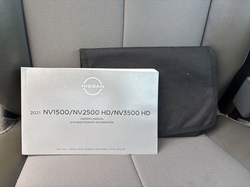 Used 2021 Nissan NV 2500 SV RWD image 26