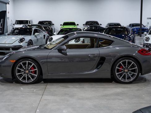 Used 2014 Porsche Cayman S RWD image 3