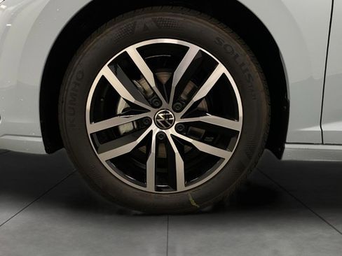 New 2025 Volkswagen Jetta SE image 11