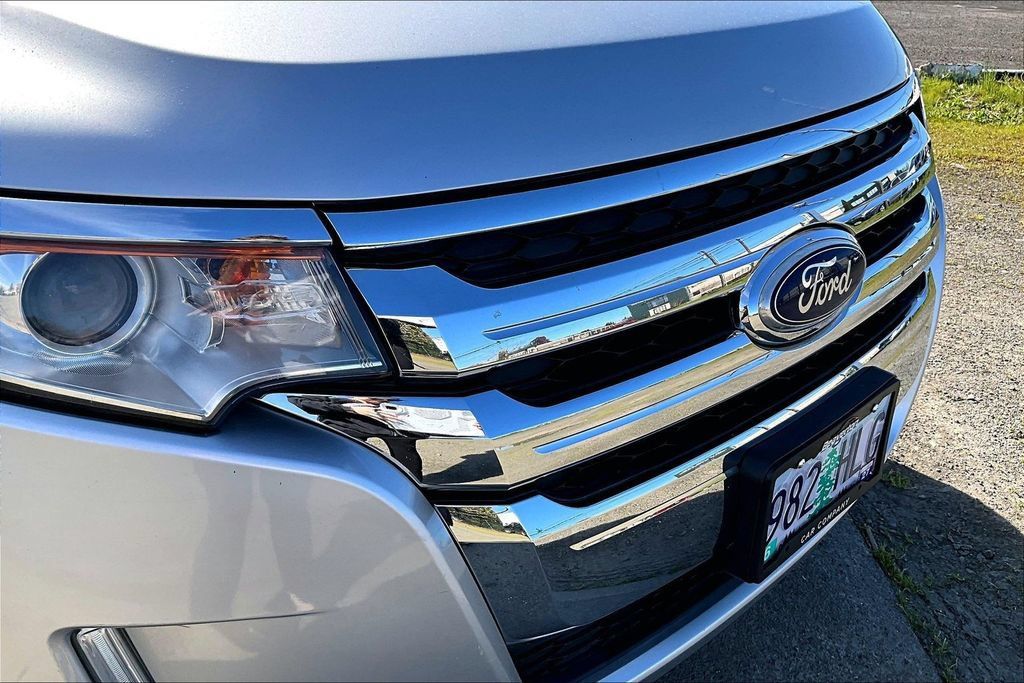 Used 2014 Ford Edge SEL AWD/4WD image 32
