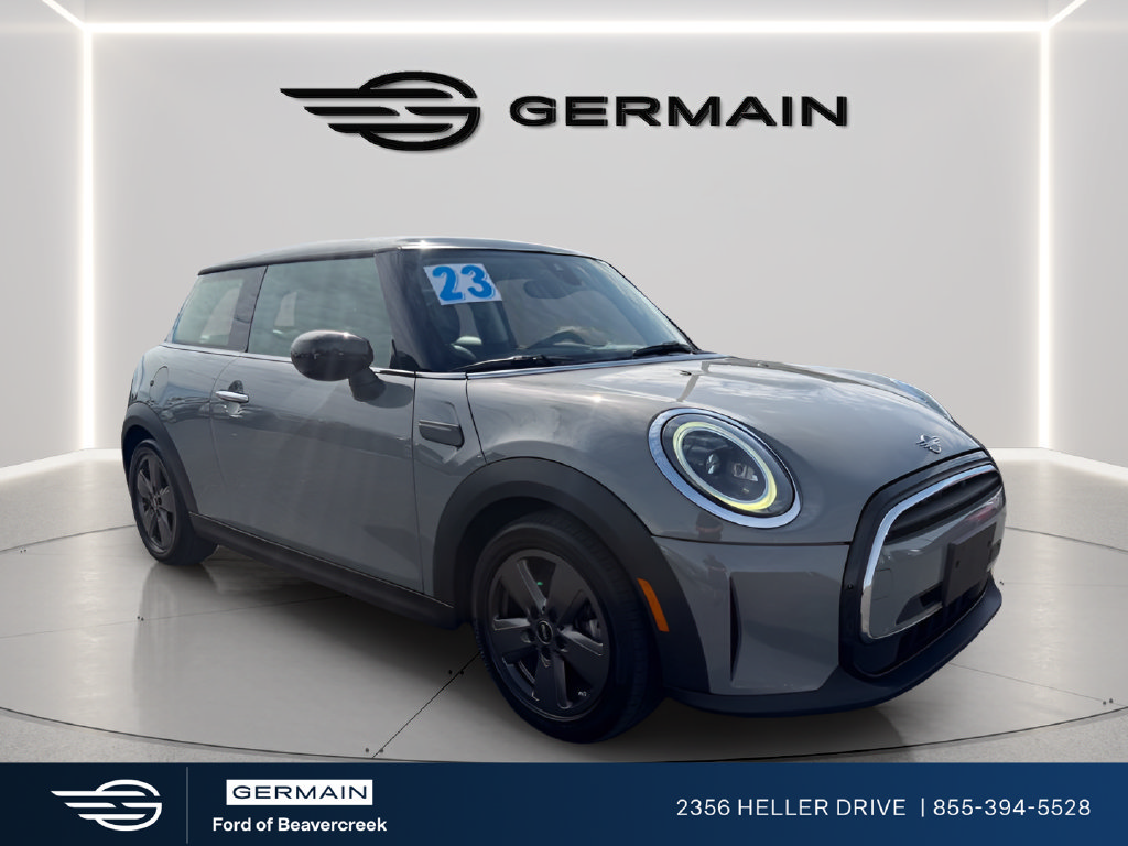 Used 2023 MINI Cooper 2-Door Hardtop FWD image 2