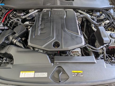 Used 2025 Audi A5 2.0T Premium w/ Convenience Package AWD/4WD image 21
