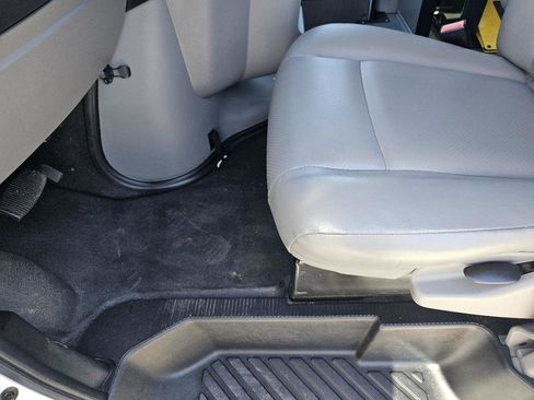 Used 2014 Ford E-350 and Econoline 350 Extended Super Duty w/ Power Group RWD image 14