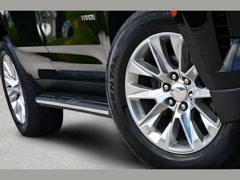 Used 2023 Chevrolet Tahoe Premier w/ Advanced Technology Package AWD/4WD image 10