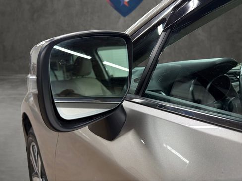 Used 2018 Subaru Outback 2.5i Limited image 19