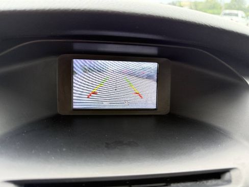 Used 2017 Ford Focus SE FWD image 18
