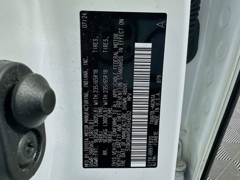 Certified 2024 Toyota Highlander LE image 31