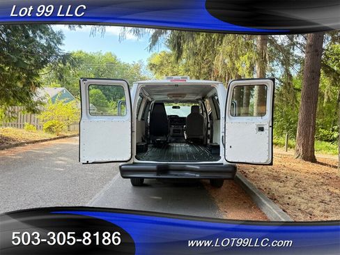 Used 2009 Ford E-350 and Econoline 350 Extended Super Duty RWD image 33