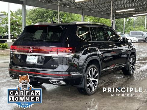 Used 2024 Volkswagen Atlas SEL Premium R-Line AWD/4WD image 11