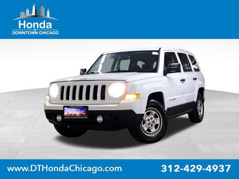 Used 2016 Jeep Patriot Sport image 1