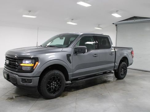 New 2026 Ford F150 XLT w/ Equipment Group 302A MID AWD/4WD image 3