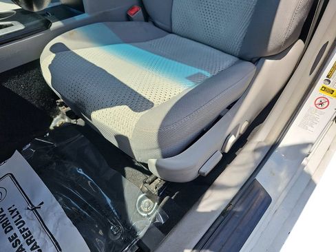 Used 2014 Toyota Camry LE FWD image 27