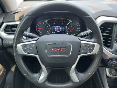 Used 2023 GMC Acadia SLE w/ Driver Convenience Package FWD image 36