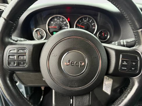 Used 2014 Jeep Wrangler Unlimited Sport w/ Quick Order Package 24S AWD/4WD image 12