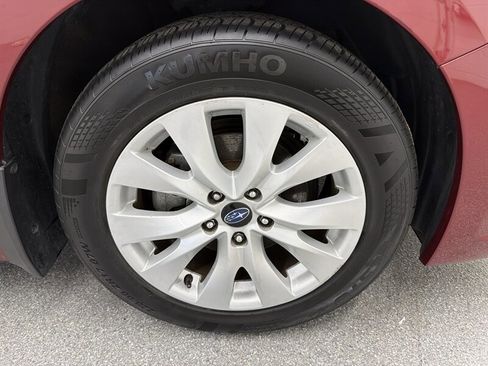 Used 2015 Subaru Legacy 2.5i Premium AWD/4WD image 16