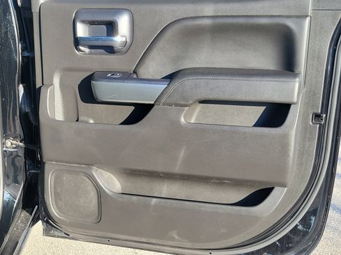 Used 2018 Chevrolet Silverado 1500 LT w/ All Star Edition image 28